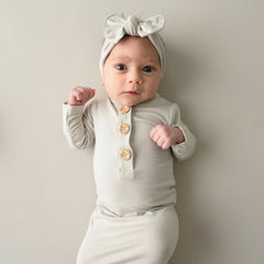 Knotted Gown with Bow Set in Oat
